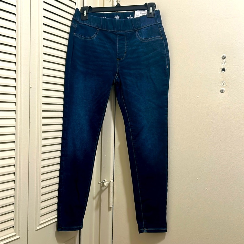 St John’s Bay pull-on mid rise Jegging - brand new size 4P